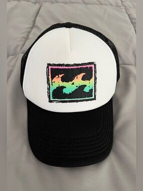 Billabong Trucker Hat 🌊 Rainbow Wave Surf Snapback Mesh Cap NWOT
